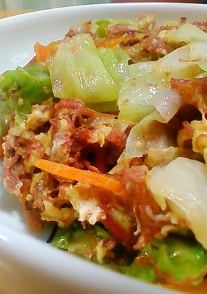 キャベツとコンビーフの卵炒め-レシピのメイン写真