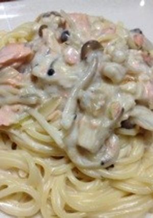 秋鮭♡サーモンとキノコのクリームパスタ-レシピのメイン写真
