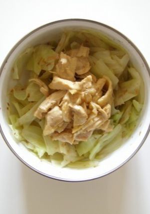 ゆで鶏のマヨしょうゆと和風キャベツ-レシピのメイン写真