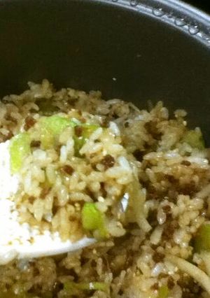 おっ！うまい！セロリとそぼろの混ぜご飯-レシピのメイン写真