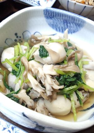 簡単☆里芋・舞茸・小松菜の煮物-レシピのメイン写真