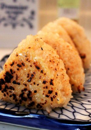 ゆず胡椒と味噌マヨの焼きおにぎり-レシピのメイン写真