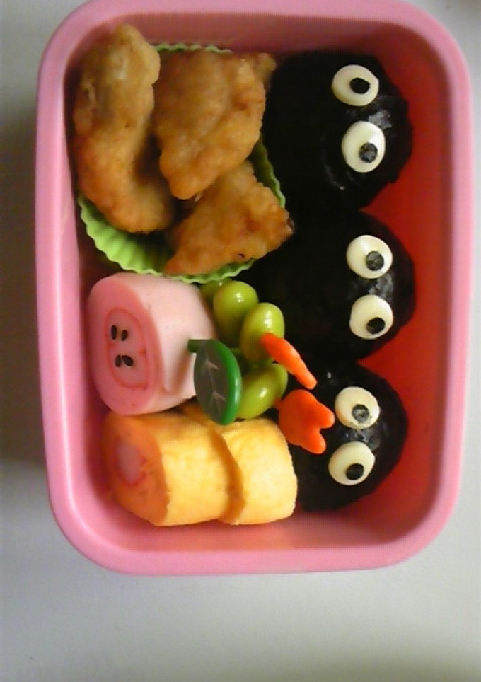 キャラ弁 簡単まっくろくろすけ-レシピのメイン写真