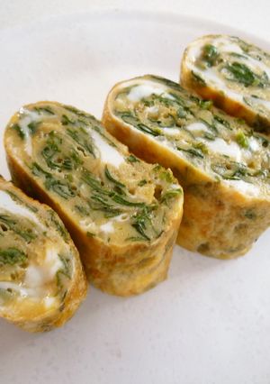 塩麹で味付け♬モロヘイヤの卵焼き-レシピのメイン写真