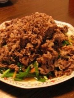 モヤシ野菜炒め牛肉のせ-レシピのメイン写真