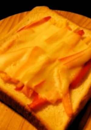 ピーマンチーズトースト-レシピのメイン写真