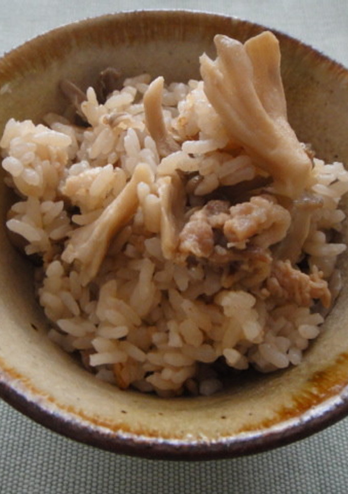 舞茸と豚肉の炊き込みごはん-レシピのメイン写真