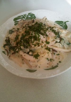 キノコとほうれん草のクリームパスタ-レシピのメイン写真