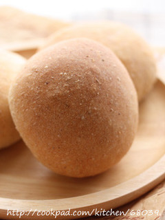 【簡単】もっちり全粒粉の丸パン-レシピのメイン写真