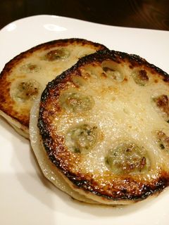 バジルでイタリアーン♥レンコンの挟み焼き-レシピのメイン写真