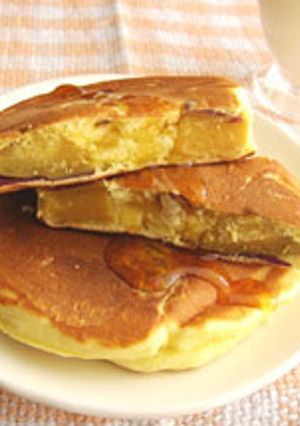 朝食やおやつに！さつまいもホットケーキ-レシピのメイン写真