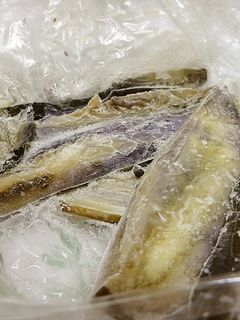 安い時に冷凍保存ナス-レシピのメイン写真