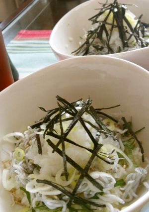 シンプルにしらすおろし丼-レシピのメイン写真