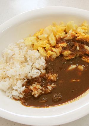 すき家のカレーでキャベたまカレー♪。-レシピのメイン写真