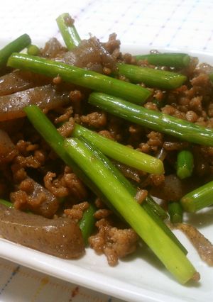 ヘルシー♪こんにゃくとひき肉の炒め物♡-レシピのメイン写真
