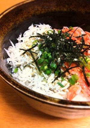 超簡単!しらすと桜エビの丼-レシピのメイン写真
