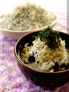 * 簡単 ❤ 胡麻の風味のしらす丼♪-レシピのメイン写真