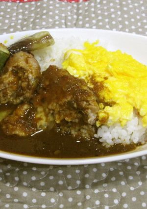 オムレツ乗せチーズinハンバーグ-レシピのメイン写真