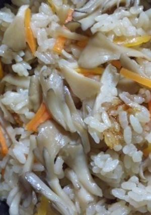 舞茸いっぱい炊き込みご飯-レシピのメイン写真