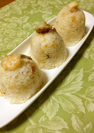 バター風味☆なんちゃってシーフードピラフ-レシピのメイン写真