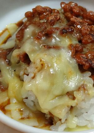 こんがり納豆チーズカレー-レシピのメイン写真