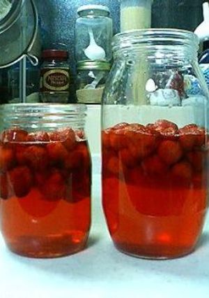 いちごシロップ 酒石酸とクエン酸-レシピのメイン写真