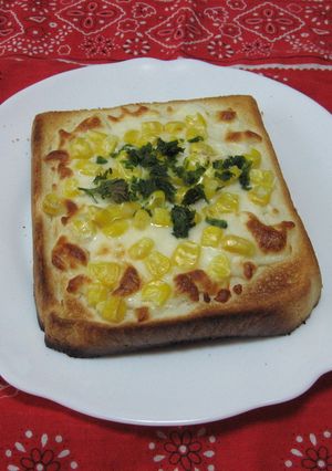 ラーマたっぷりチーズのせトースト-レシピのメイン写真