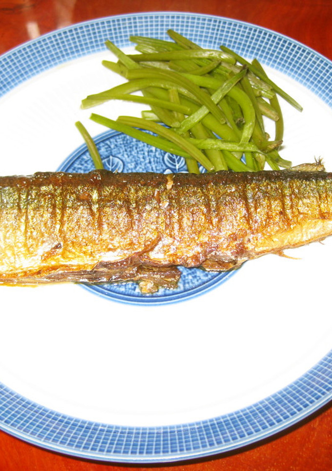 秋の味覚！捕れたてで秋刀魚の塩焼き。-レシピのメイン写真