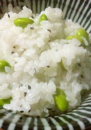 あっという間になんちゃって豆ごはん-レシピのメイン写真