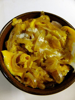 トマト鶏とたまご丼で親子丼-レシピのメイン写真