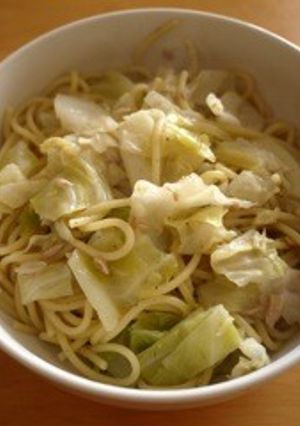 簡単ランチにバター醤油パスタ-レシピのメイン写真