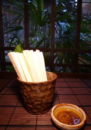 バーニャカウダでマコモタケ　京都カフェ-レシピのメイン写真