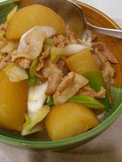 大根と豚バラ肉の煮物-レシピのメイン写真