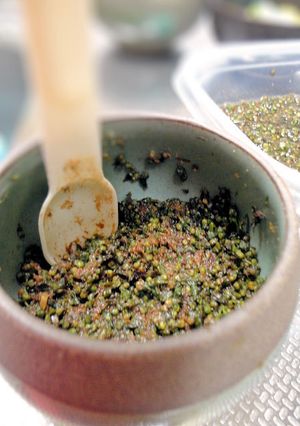 レンジで簡単☆紫蘇の実と鰹節の佃煮-レシピのメイン写真