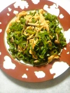ピーマンとシメジとアゲの炒め物-レシピのメイン写真
