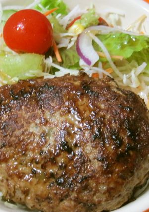 ふっくら美味しい醤油麹ハンバーグ！-レシピのメイン写真