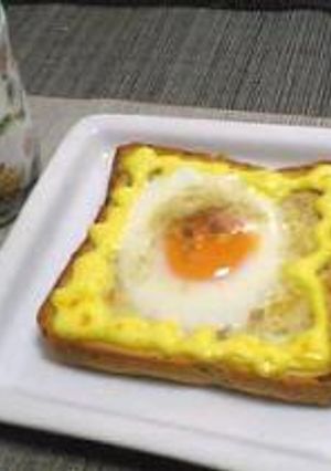 簡単３ステップ！目玉焼きパン-レシピのメイン写真