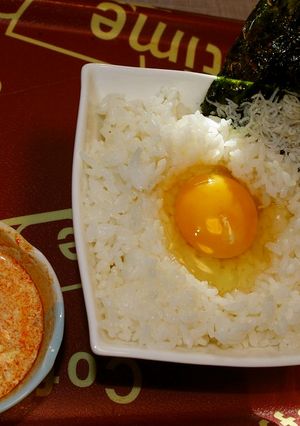 ピリ辛マヨのじゃこ卵ご飯-レシピのメイン写真