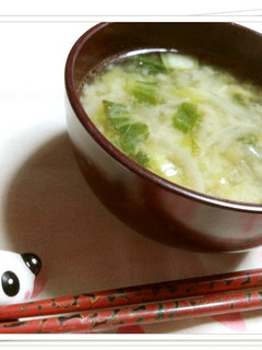 青梗菜と玉ねぎのゴマ香る♡お味噌汁-レシピのメイン写真