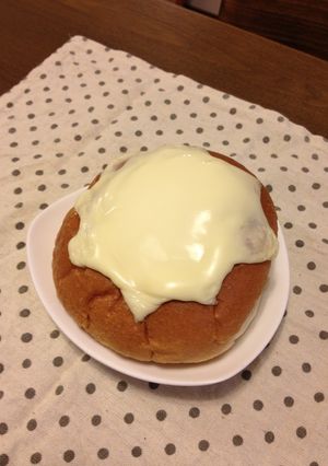 【2分で朝食】チーズあんぱん-レシピのメイン写真