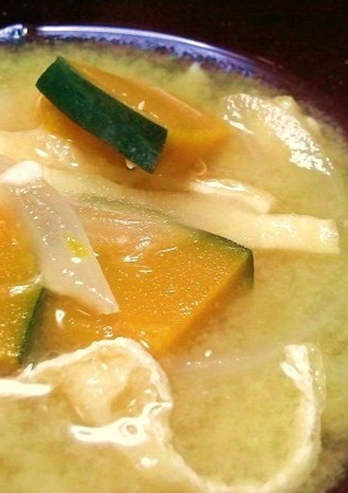 かぼちゃと玉ねぎと油揚げのみそ汁-レシピのメイン写真