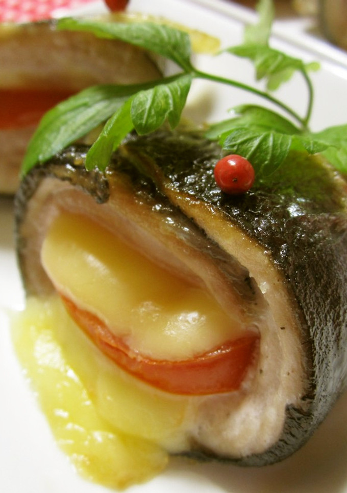 サンマのとろけるトマトチーズ焼き-レシピのメイン写真