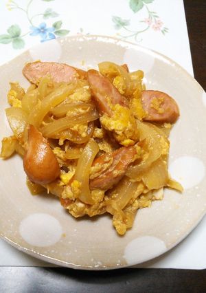 ☆弁当おかず玉葱とウィンナーの玉子炒め☆-レシピのメイン写真