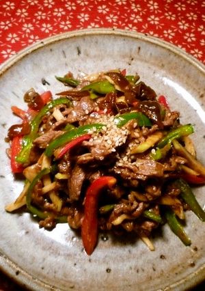 マコモタケで青椒肉絲　京都カフェ-レシピのメイン写真