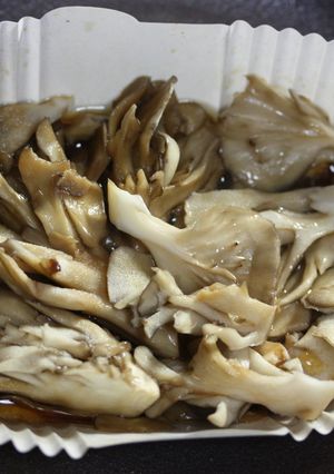 レンジで煮魚カップ　絶品まいたけ煮-レシピのメイン写真