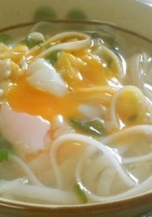 コンビニサラダからあったかヌードルスープ-レシピのメイン写真