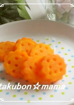 お弁当◆にんじんde水玉のお花-レシピのメイン写真