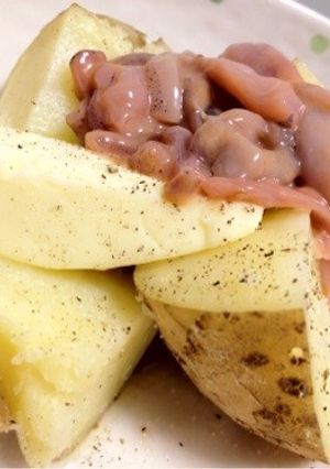 じゃがいもバターに塩辛をプラス☆-レシピのメイン写真