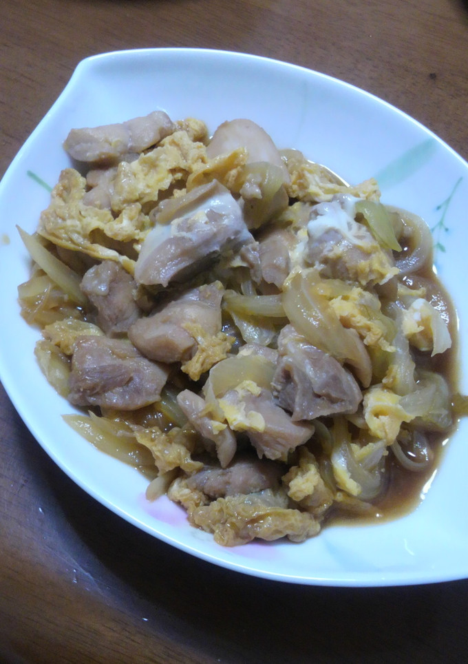 鶏肉と玉ねぎの卵とじ-レシピのメイン写真