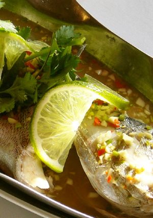 蒸し魚のパクチーとライムの特製ダレがけ-レシピのメイン写真